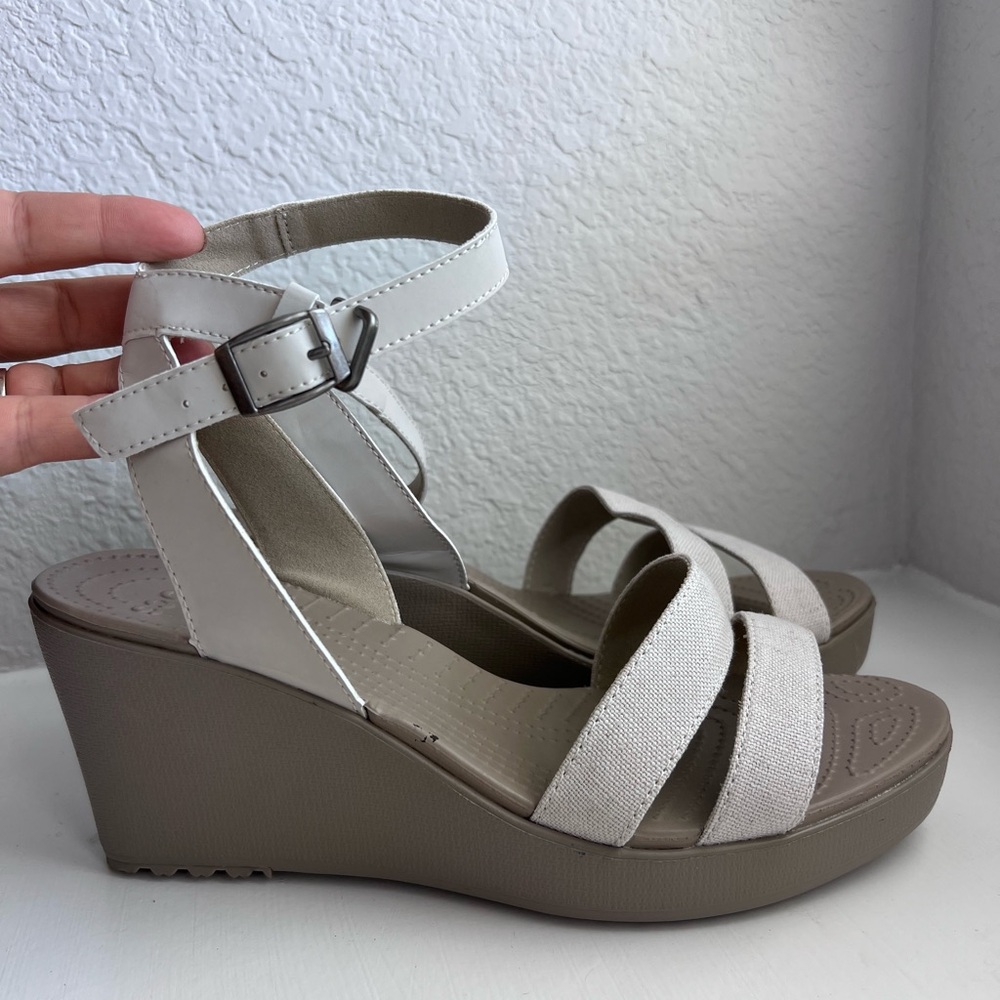 CROCS Cream and Tan Wedge Sandals